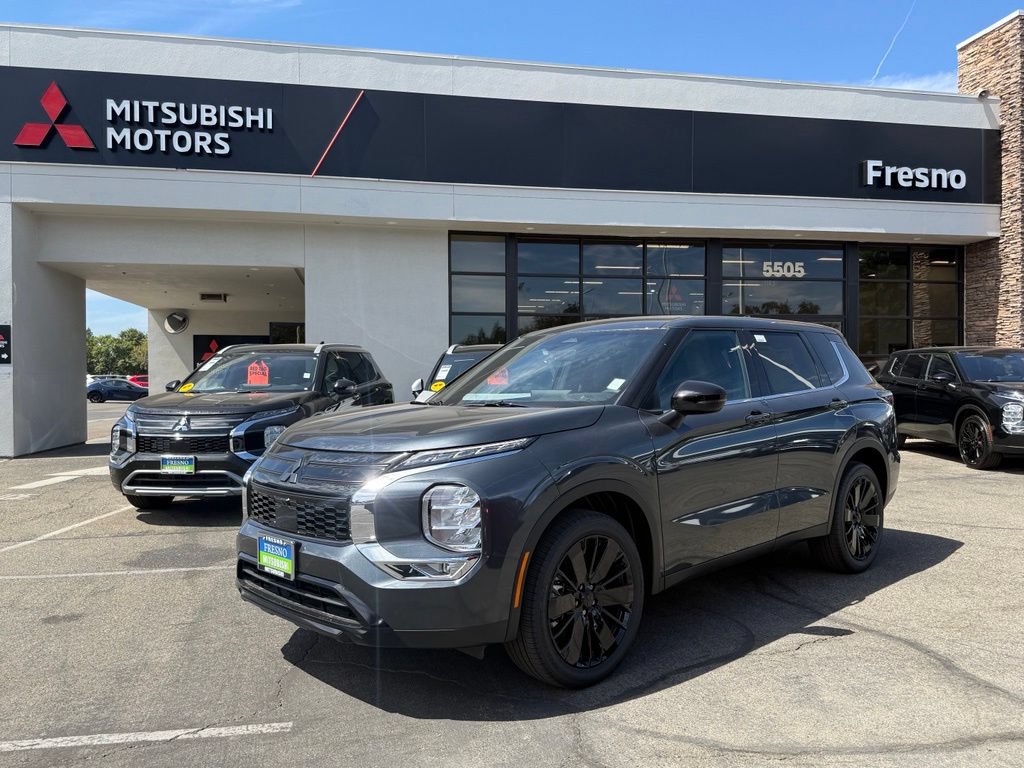 New 2026 Mitsubishi Outlander LE FWD 360° Tour