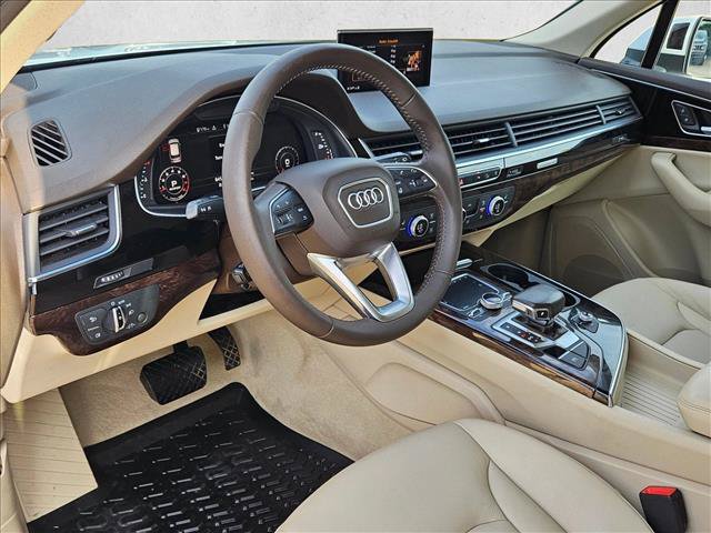 Used 2017 Audi Q7 3.0T Premium Plus AWD/4WD image 10