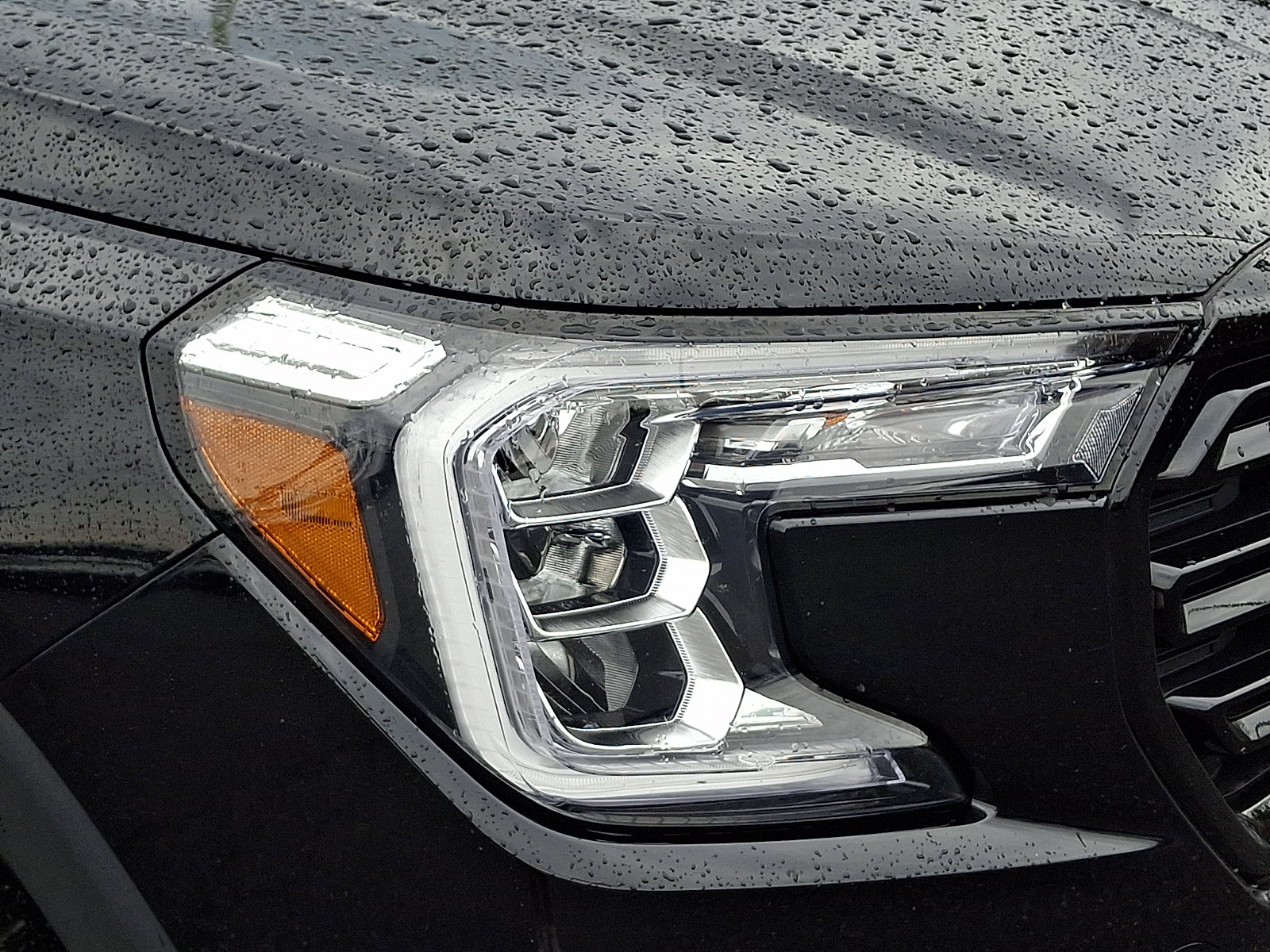 Certified 2023 GMC Terrain SLT w/ Elevation Edition AWD/4WD image 9