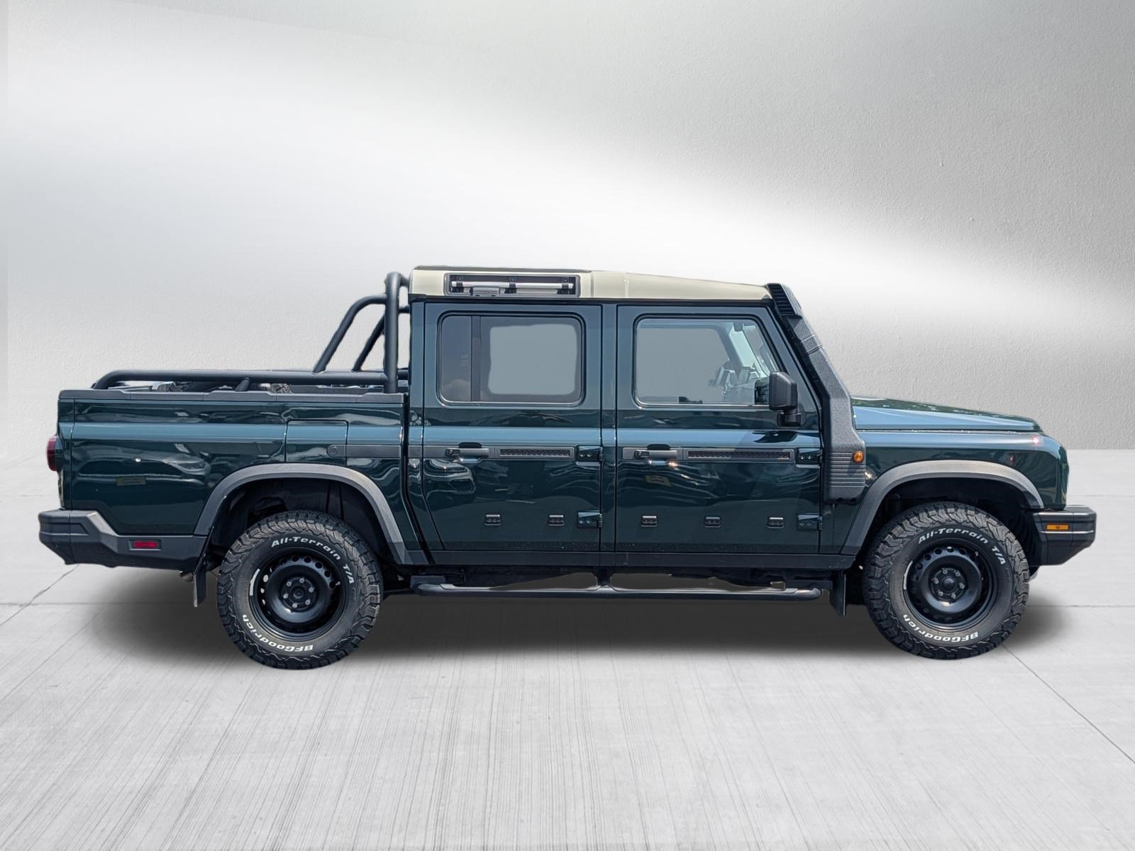 Used 2025 INEOS Grenadier Quartermaster AWD/4WD image 8