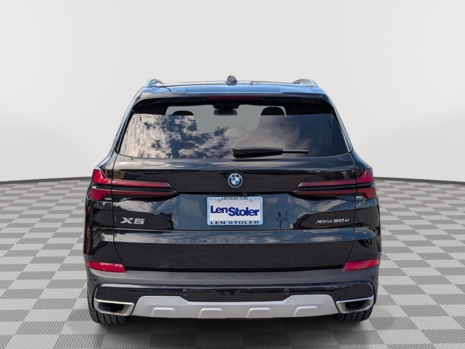 Used 2025 BMW X5 xDrive50e AWD/4WD image 4