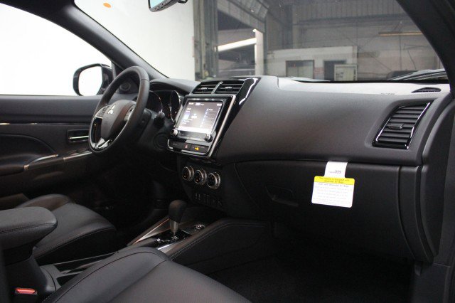 New 2026 Mitsubishi Outlander Sport SEL AWD/4WD image 13