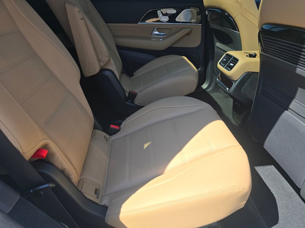 New 2026 Mercedes-Benz GLS 580 4MATIC image 20