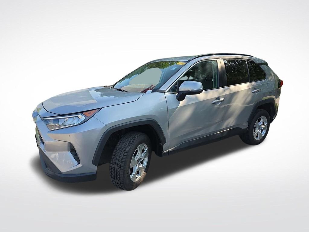 Used 2021 Toyota RAV4 XLE AWD/4WD image 13