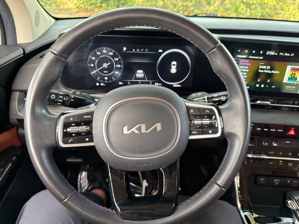 Used 2024 Kia Carnival SX image 25