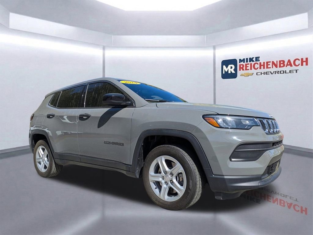 Used 2024 Jeep Compass Sport video 2