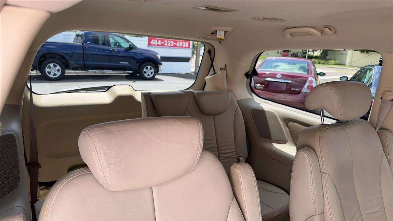 Used 2007 Hyundai Entourage GLS FWD image 20