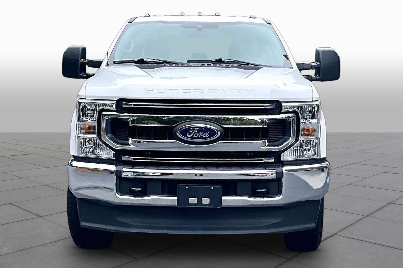Used 2021 Ford F250 XL w/ STX Appearance Package AWD/4WD image 4
