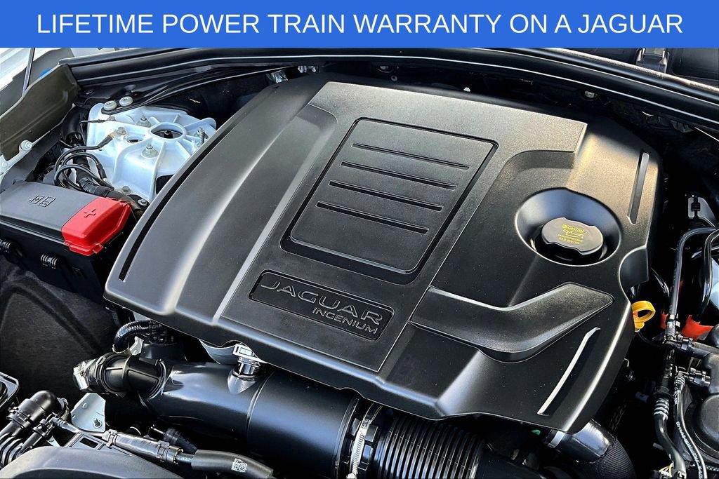 Used 2025 Jaguar F-PACE R-Dynamic S image 44