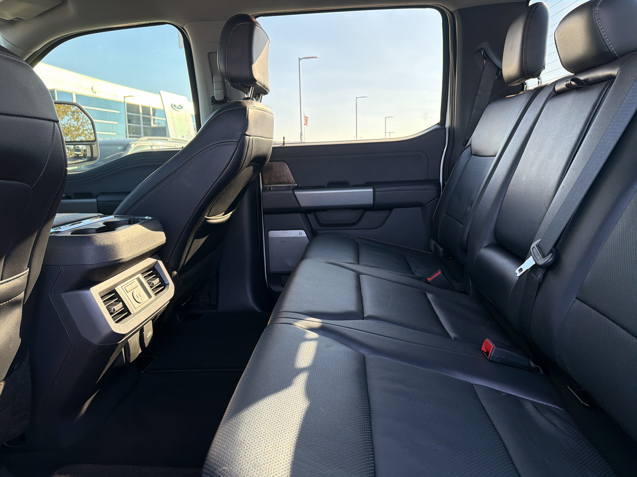 Used 2024 Ford F250 Lariat w/ Chrome Package AWD/4WD image 35
