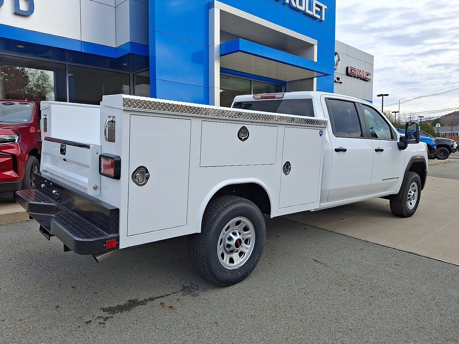 New 2026 GMC Sierra 3500 Pro w/ Convenience Package image 6