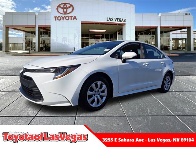 Certified 2024 Toyota Corolla LE image 1