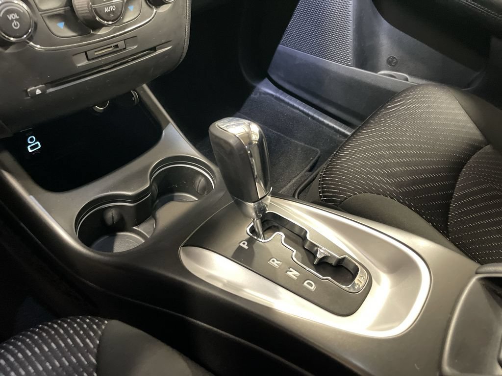Used 2019 Dodge Journey SE FWD image 31