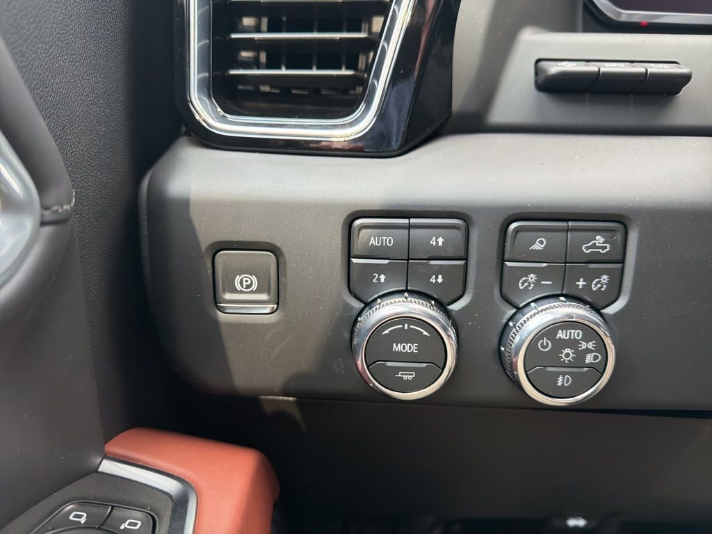 New 2026 GMC Sierra 3500 Denali Ultimate image 27
