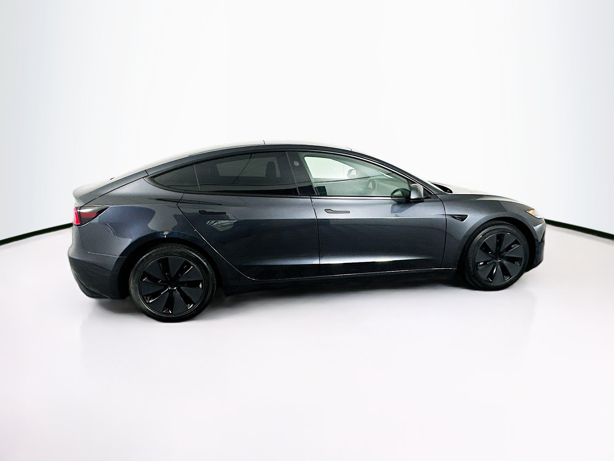 Used 2025 Tesla Model 3 Long Range RWD image 10