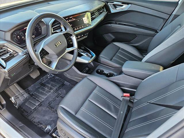 Used 2024 Audi Q4 e-tron Premium image 9