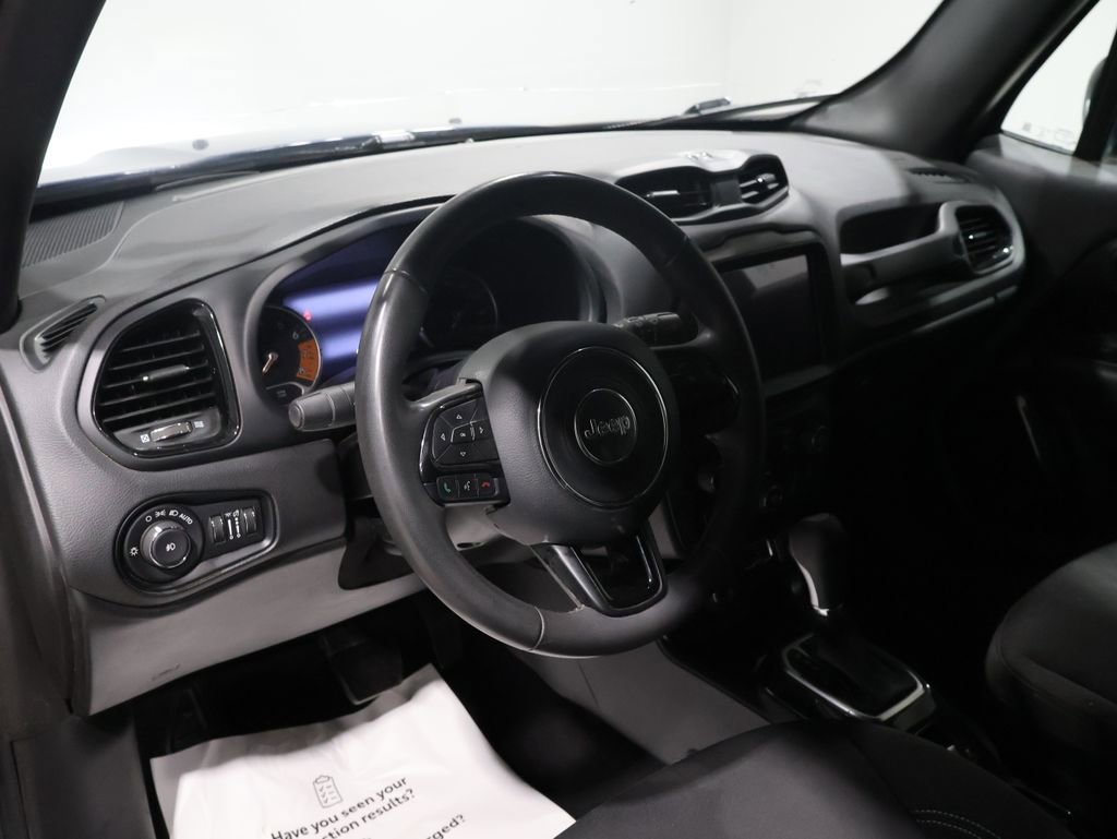 Used 2022 Jeep Renegade Altitude image 16