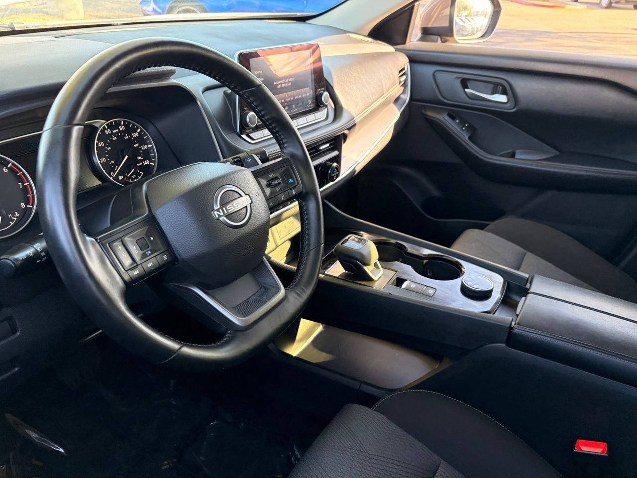 Certified 2025 Nissan Rogue SV AWD/4WD image 18