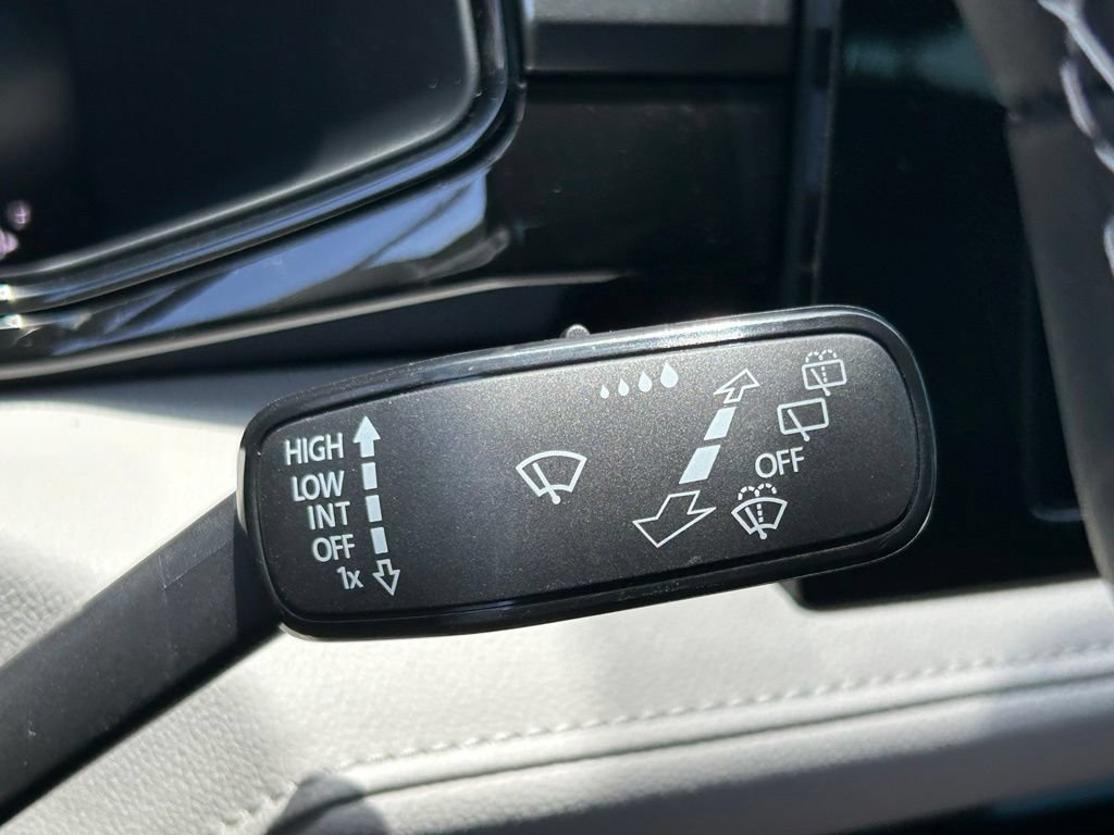 New 2026 Volkswagen Taos S FWD image 25