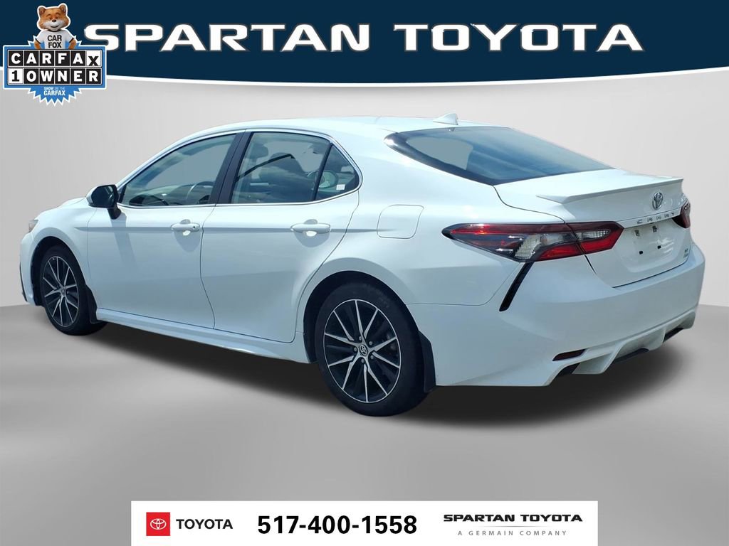 Used 2024 Toyota Camry SE w/ Cold Weather Package AWD/4WD image 9
