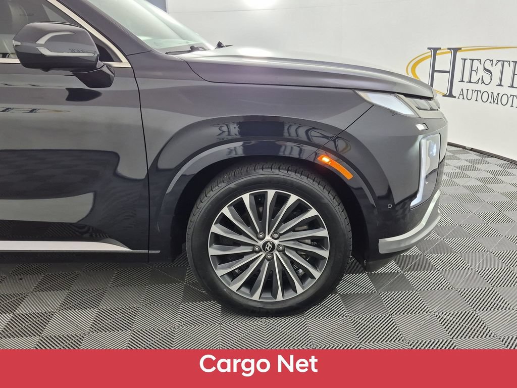 Used 2023 Hyundai Palisade Calligraphy w/ Cargo Package FWD image 12