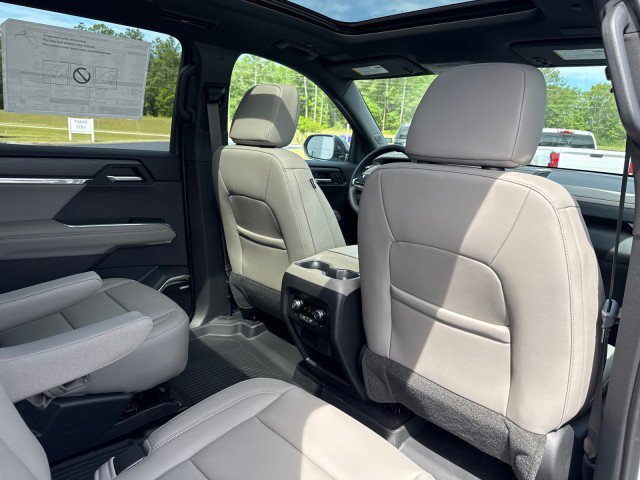 New 2026 GMC Acadia Elevation image 13