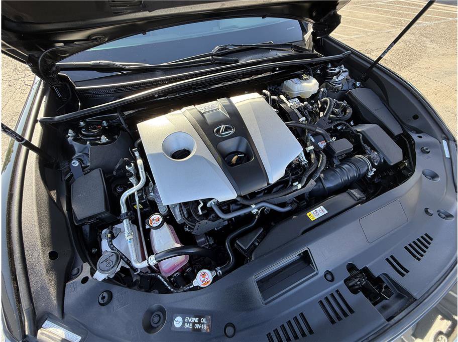 Used 2021 Lexus ES 300h w/ Premium Package image 46
