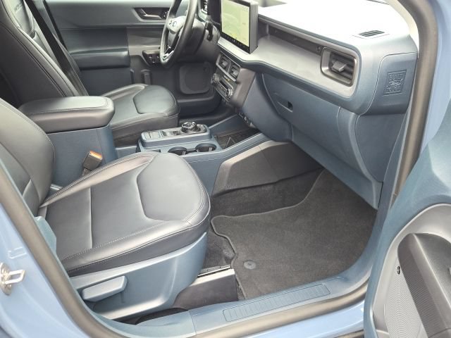 Used 2025 Ford Maverick Lariat w/ Black Appearance Package AWD/4WD image 9