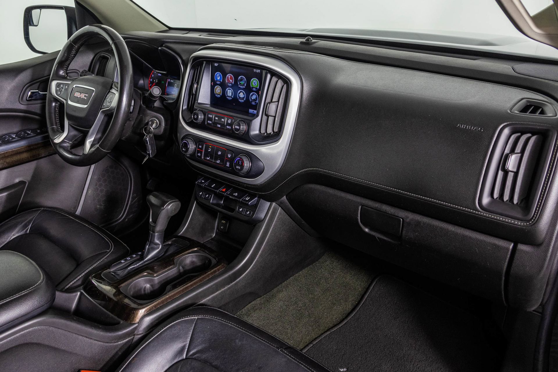 Used 2016 GMC Canyon SLT w/ Driver Alert Package image 46