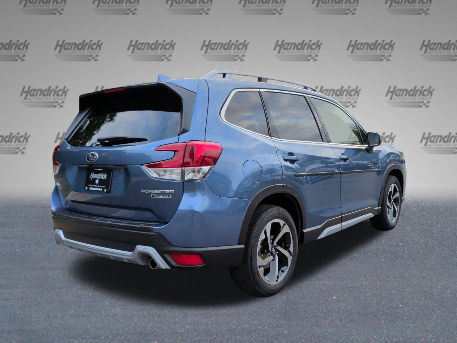 Used 2023 Subaru Forester Touring AWD/4WD image 7