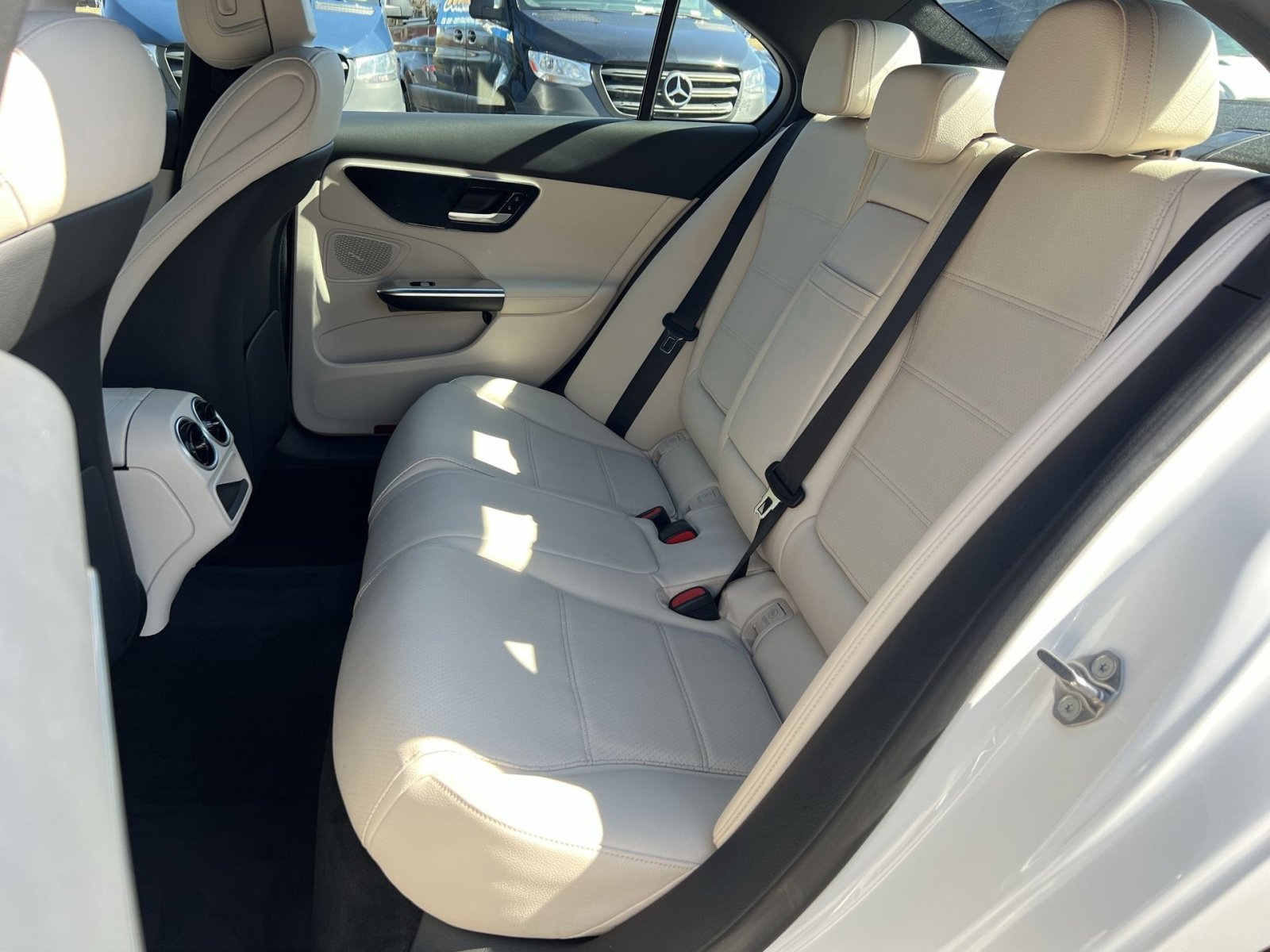 Used 2024 Mercedes-Benz C 300 4MATIC Sedan image 23