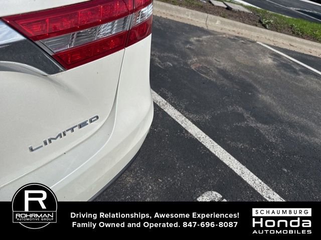 Used 2013 Toyota Avalon Limited w/ Technology Pkg image 7