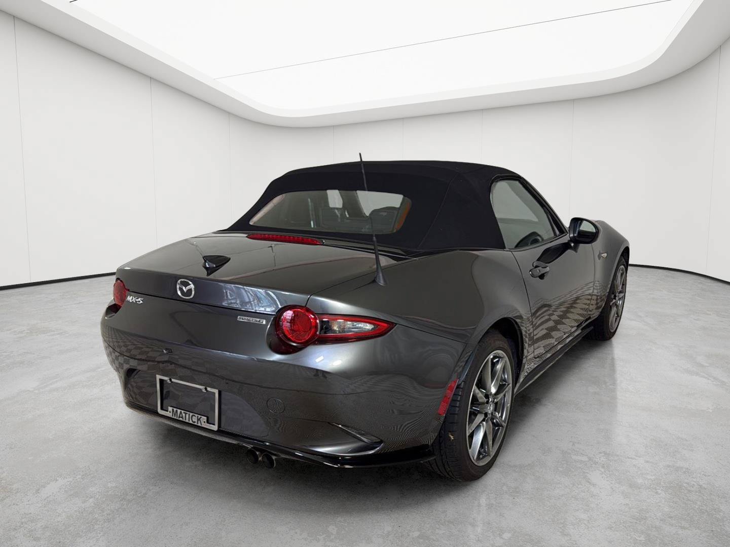 Used 2021 MAZDA MX-5 Miata Grand Touring RWD image 6