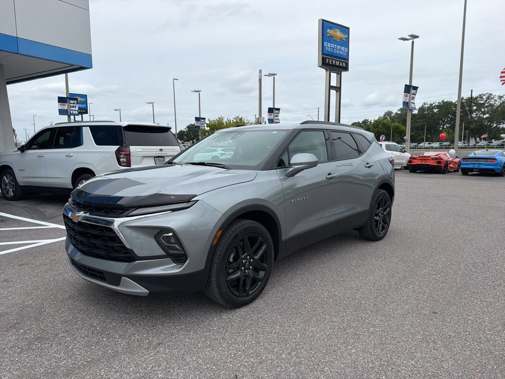 Used 2023 Chevrolet Blazer LT w/ Convenience Package FWD image 1