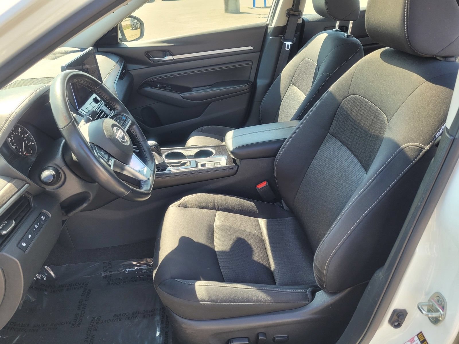 Used 2023 Nissan Altima 2.5 SV w/ SV Premium Package AWD/4WD image 15