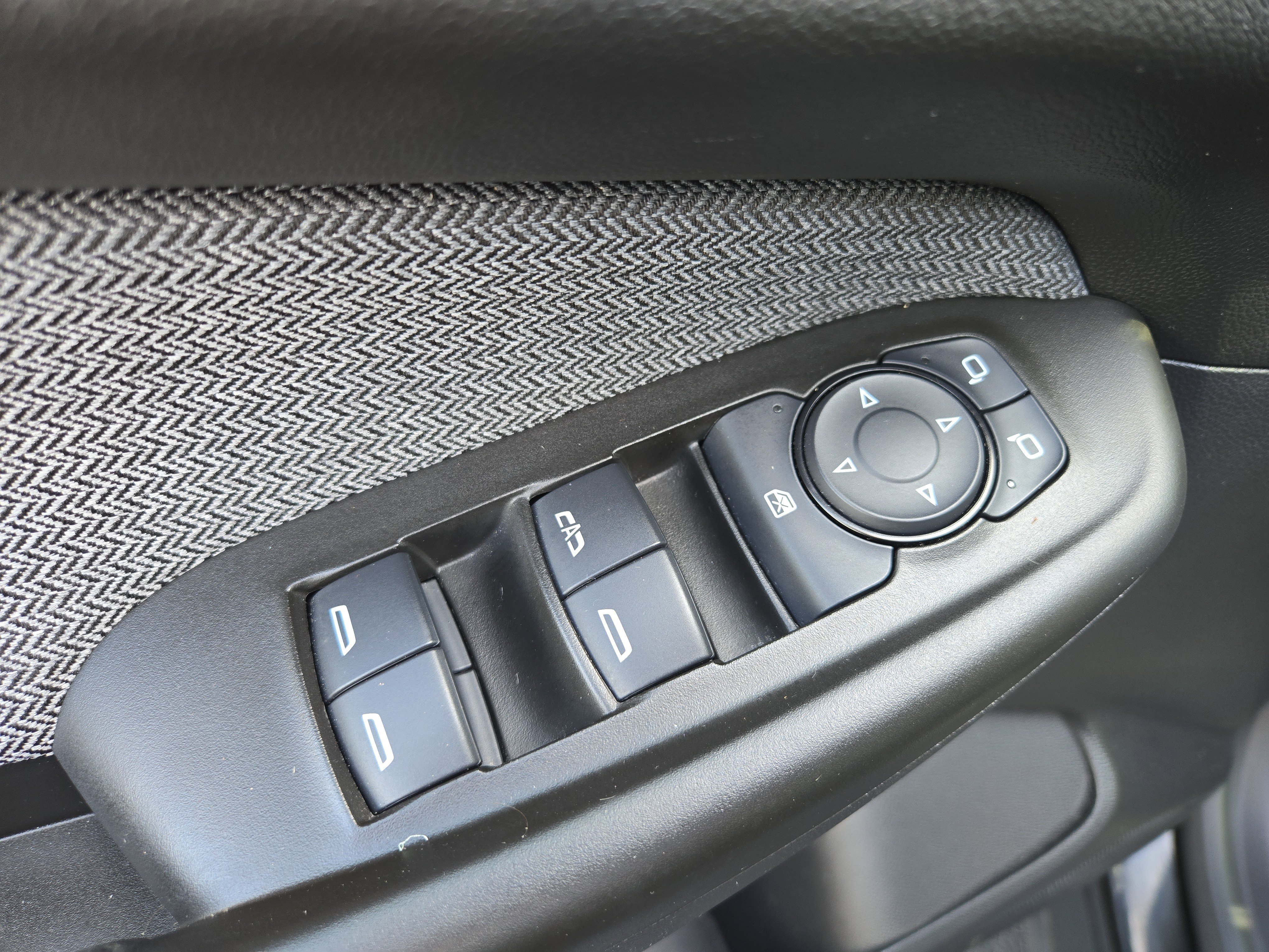 Used 2025 Chevrolet TrailBlazer LT image 13