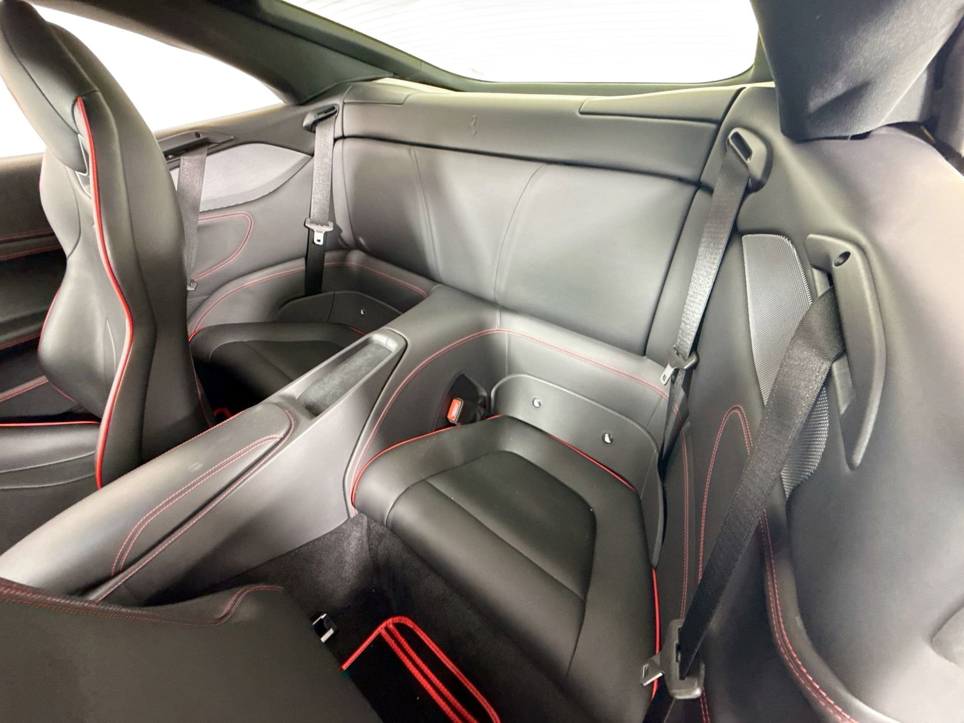 Certified 2022 Ferrari Portofino M RWD image 19