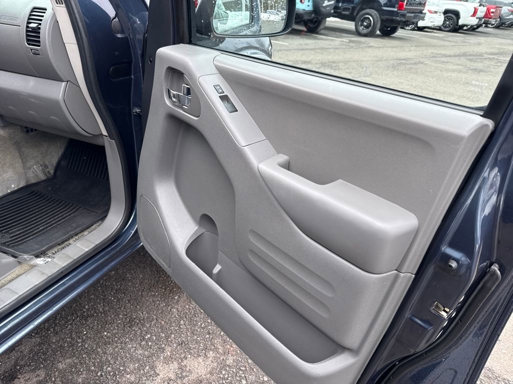 Used 2017 Nissan Frontier SV w/ SV Value Truck Package image 27