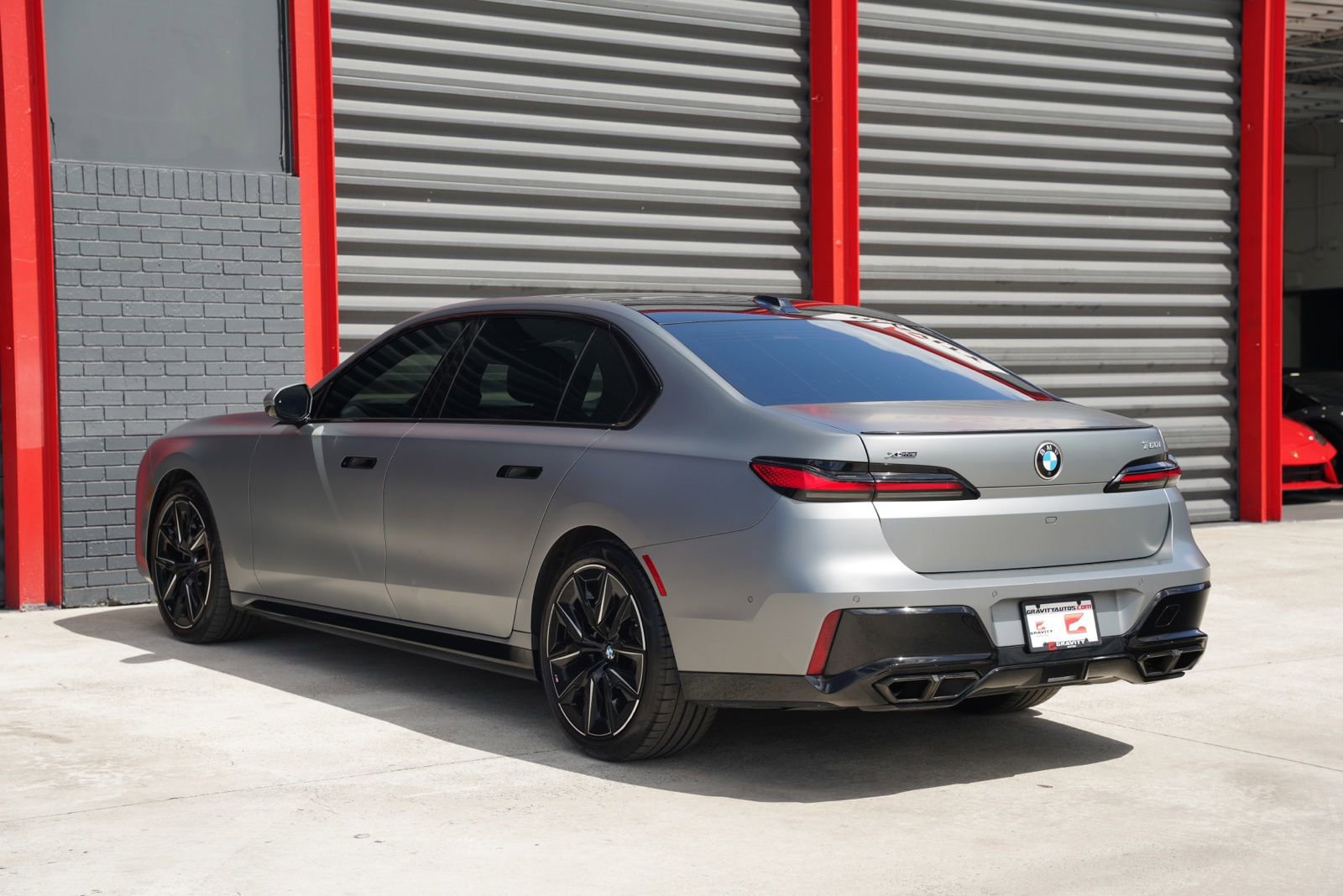 Used 2023 BMW 760i xDrive w/ Luxury Rear Seating Package image 9