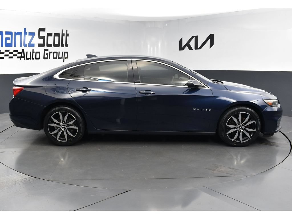 Used 2016 Chevrolet Malibu LT FWD image 6