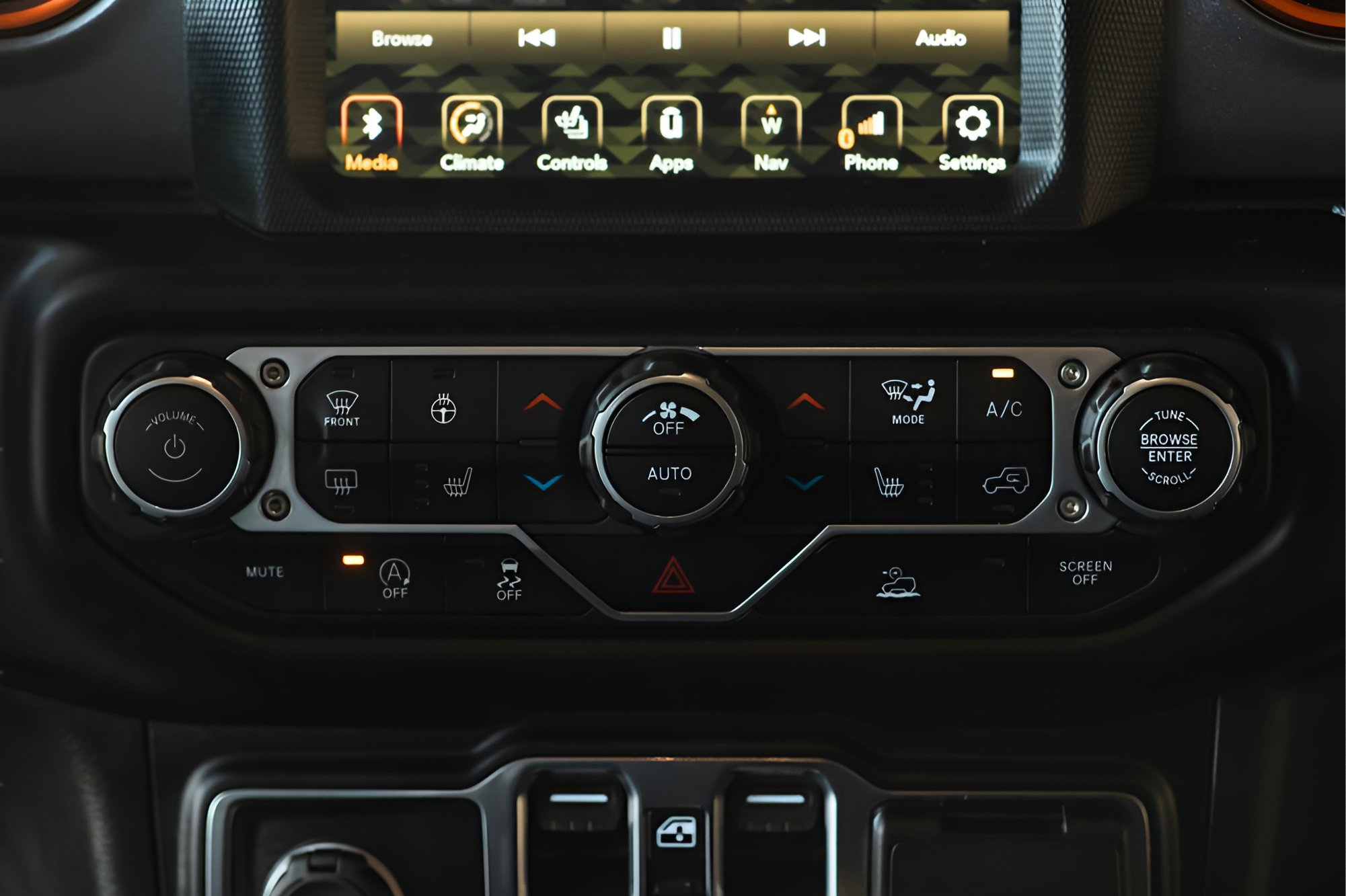 Used 2023 Jeep Gladiator Mojave w/ Cold Weather Group AWD/4WD image 42