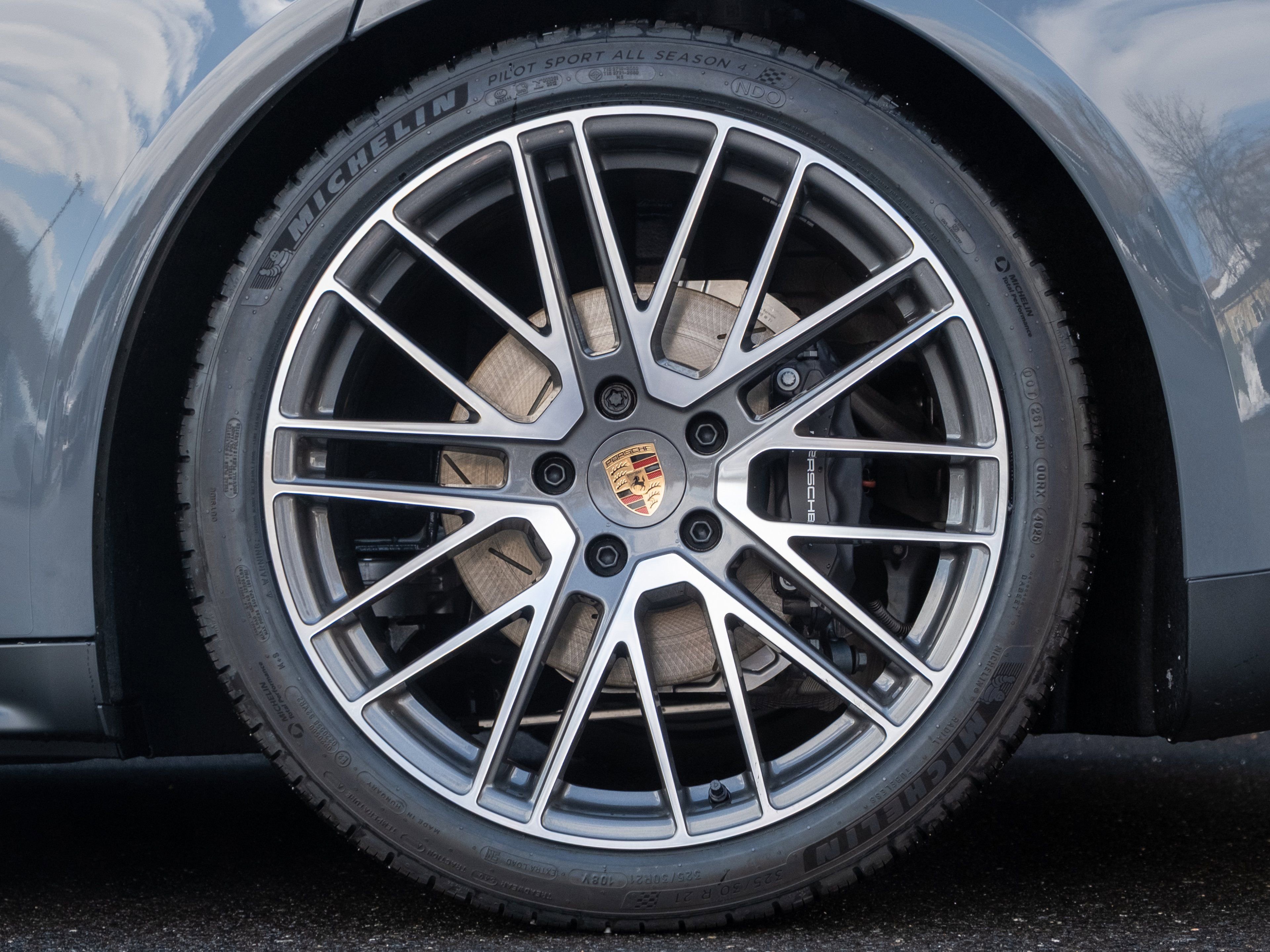 New 2026 Porsche Panamera 4 image 13