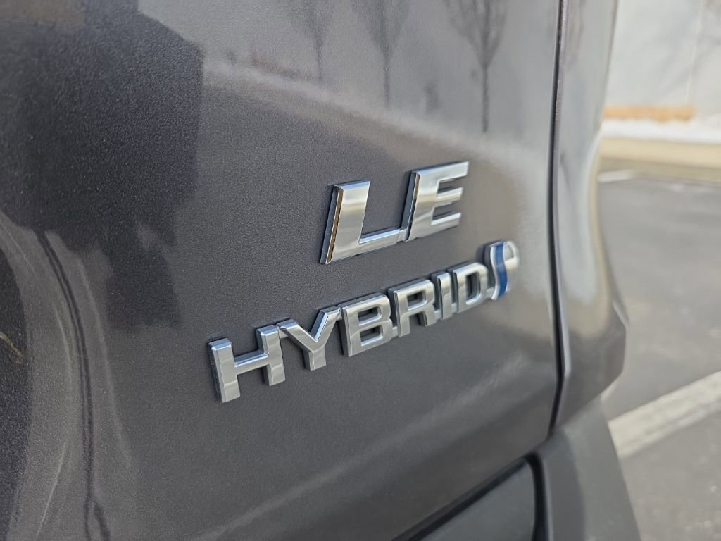 Used 2024 Toyota RAV4 LE image 12