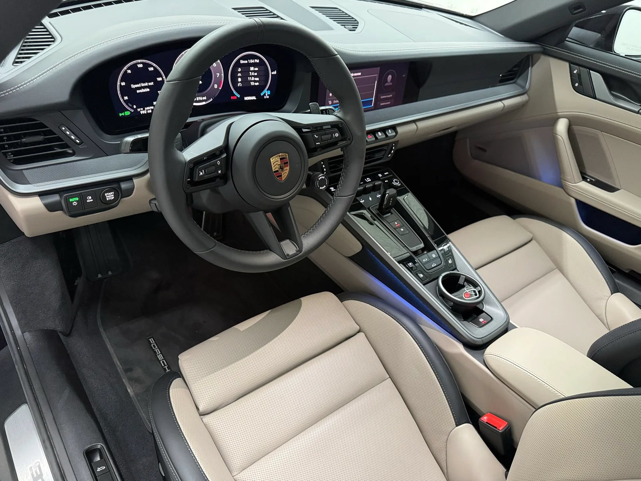 Used 2025 Porsche 911 Carrera RWD image 52