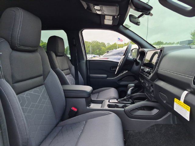 New 2026 Nissan Frontier SV w/ Tow Package AWD/4WD image 29