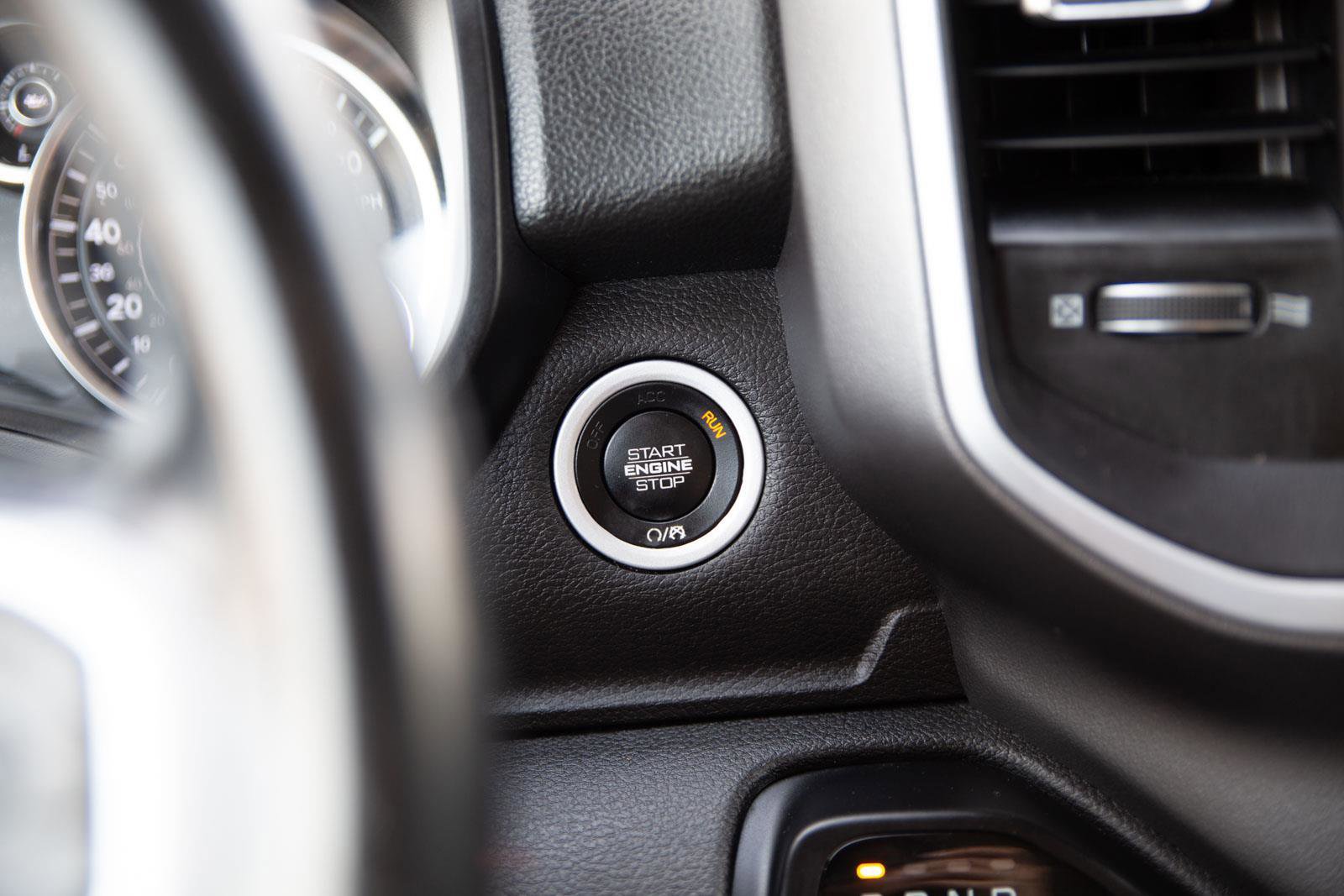 Used 2020 RAM 1500 Big Horn AWD/4WD image 14