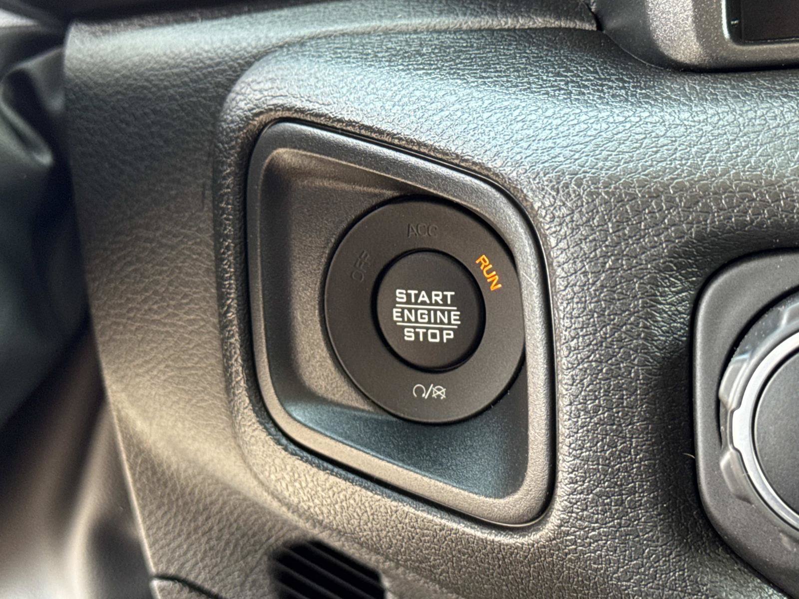 New 2026 Jeep Gladiator Sport AWD/4WD image 19