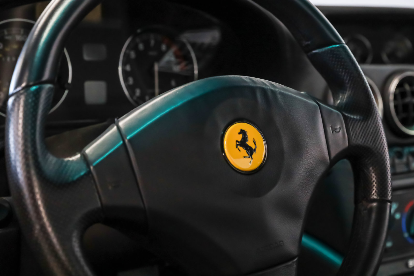 Used 2000 Ferrari 550 Maranello Coupe RWD image 38