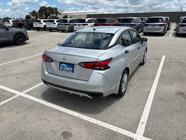 Used 2020 Nissan Versa S FWD image 5
