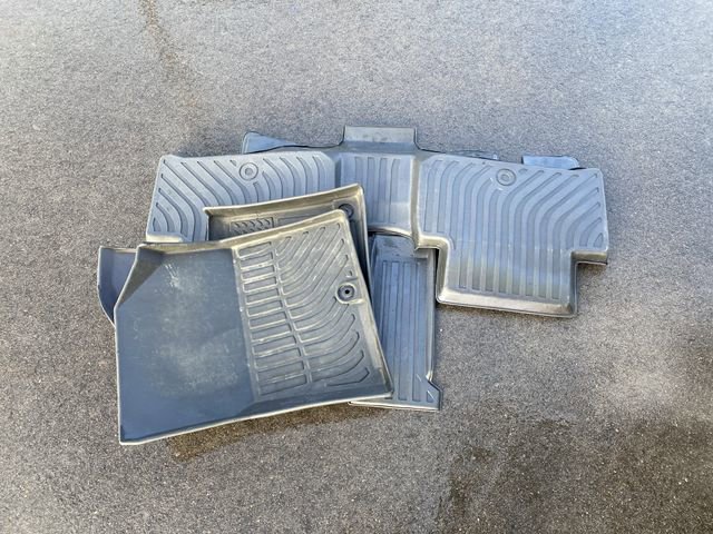 Certified 2022 Kia Sorento SX image 19